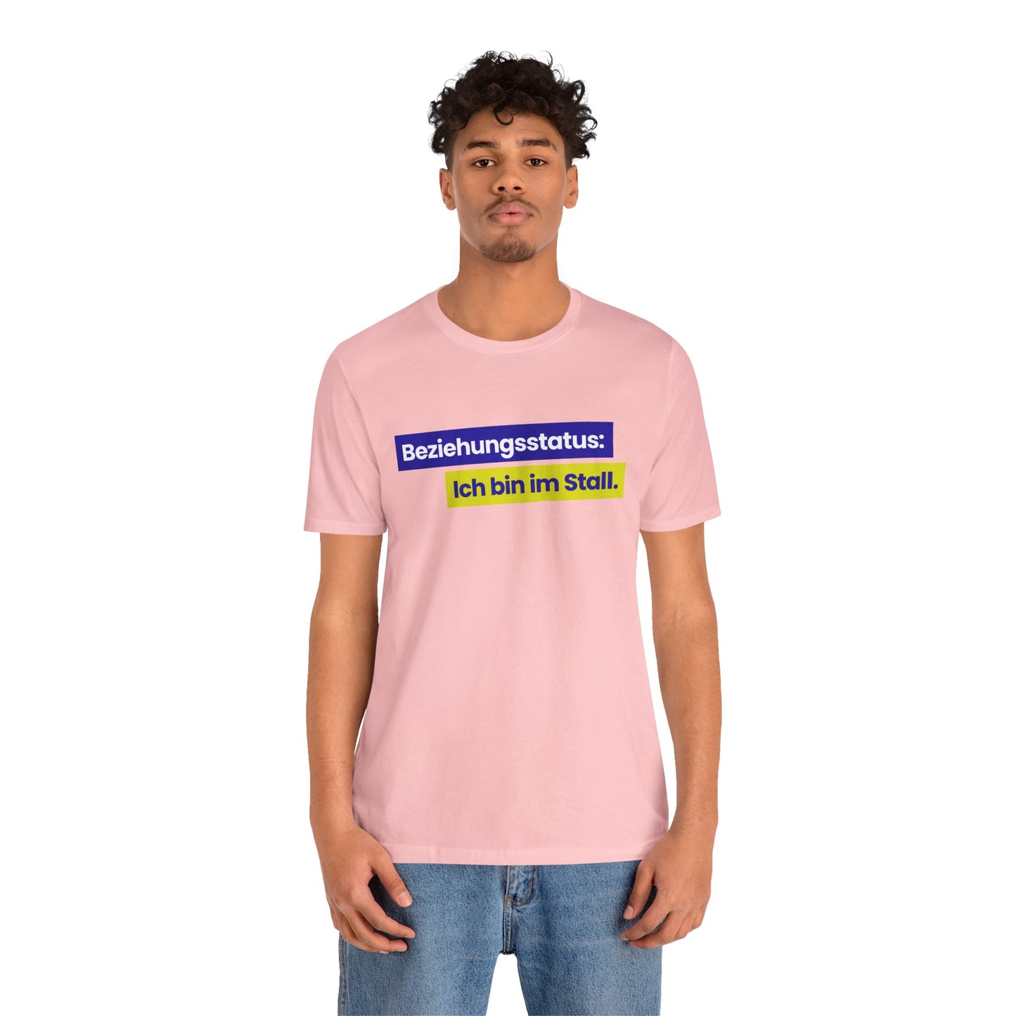 Beziehungsstatus: Ich bin im Stall. – Unisex T-Shirt